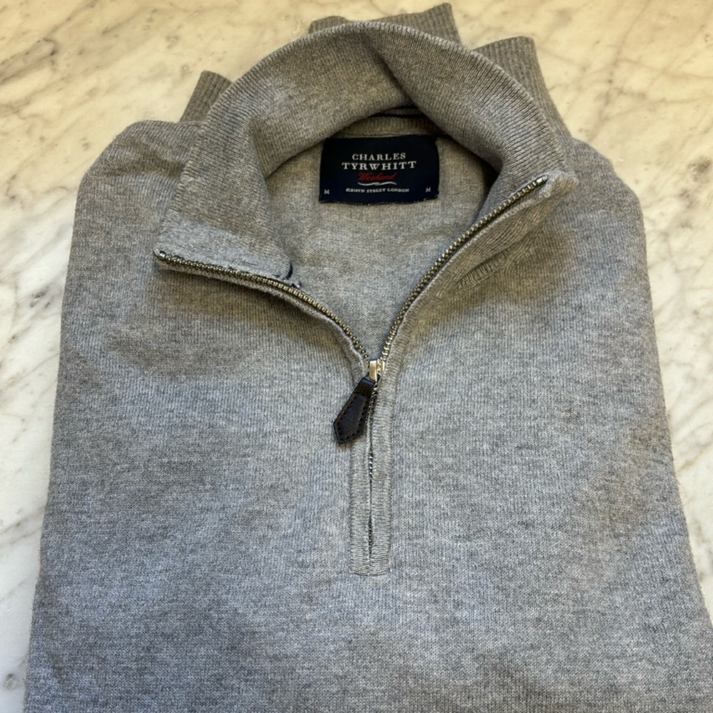 Gray sweater with zip top